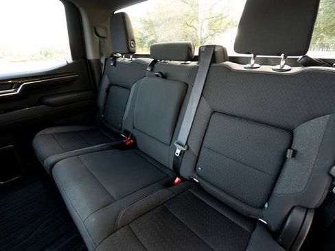 Used 2022 GMC Sierra 1500 Elevation image 34