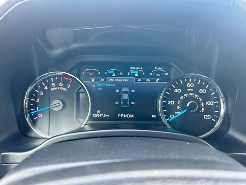 Used 2017 Ford F150 Lariat w/ Equipment Group 502A Luxury AWD/4WD image 23