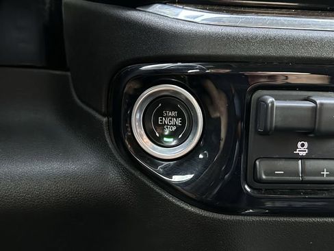 Used 2024 Chevrolet Silverado 2500 LT image 24