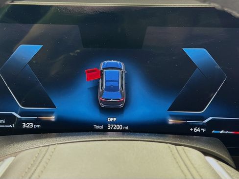 Used 2024 BMW X7 xDrive40i AWD/4WD image 14