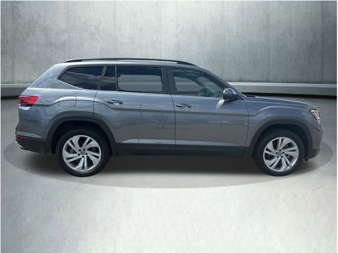Used 2022 Volkswagen Atlas SE AWD/4WD image 6