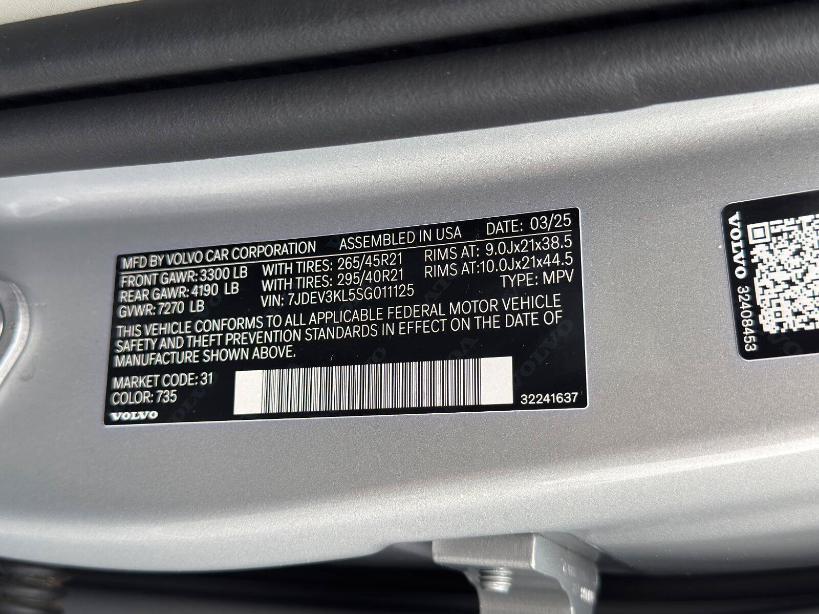 Used 2025 Volvo EX90 Ultra AWD/4WD image 45