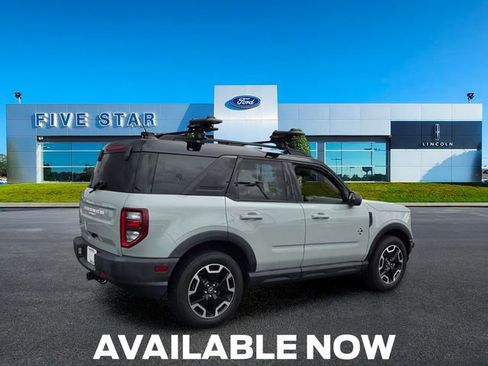 Used 2021 Ford Bronco Sport Outer Banks w/ Outer Banks Package AWD/4WD image 8