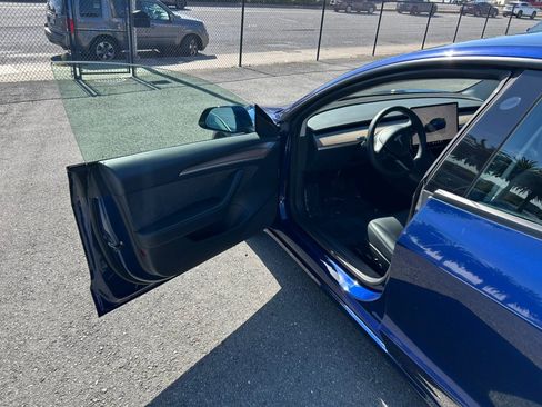 Used 2023 Tesla Model 3 Standard Range RWD image 10