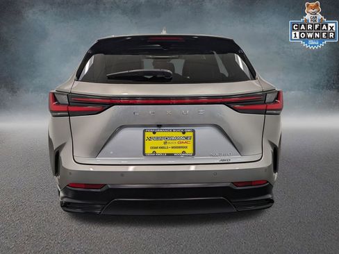 Used 2023 Lexus NX 350 AWD image 5