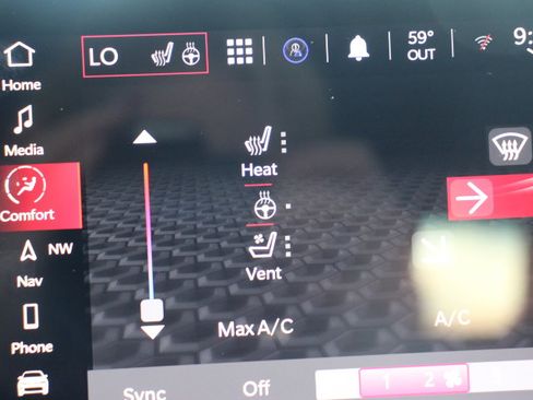 Used 2024 Dodge Hornet R/T Plus w/ Tech Pack Plus w/o Parking image 31