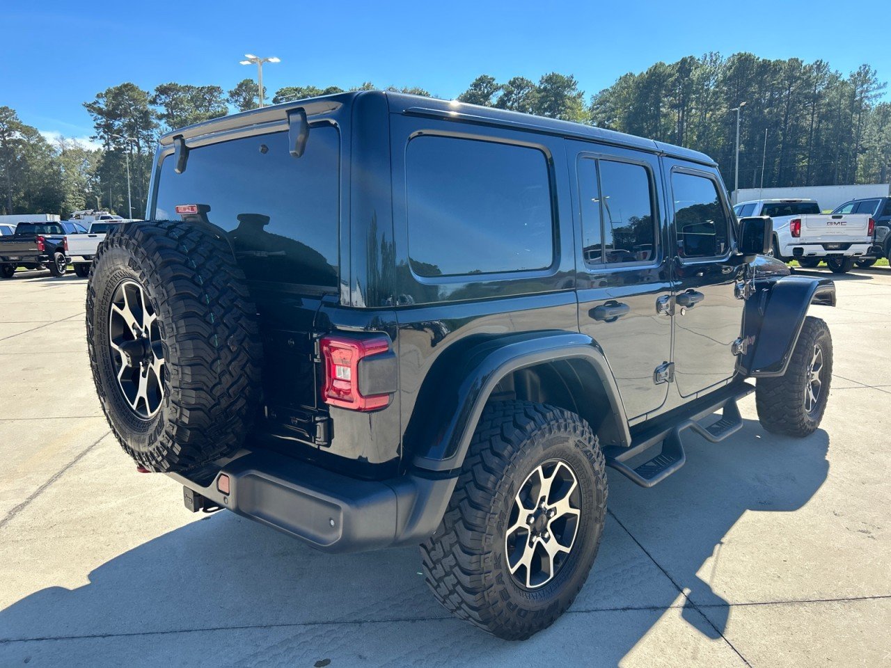 Used 2020 Jeep Wrangler Unlimited Rubicon AWD/4WD image 3