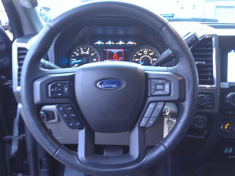 Used 2016 Ford F150 XLT w/ Equipment Group 302A Luxury AWD/4WD image 12