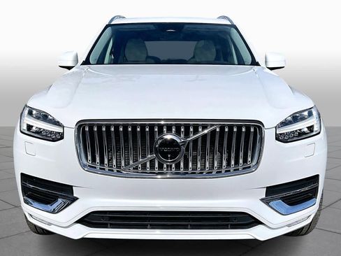 Used 2023 Volvo XC90 B6 Plus w/ Protection Package Premier image 3