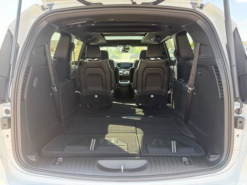 New 2026 Chrysler Pacifica Limited w/ S Appearance Package image 38