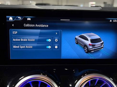 Certified 2025 Mercedes-Benz GLA 250 4MATIC image 31