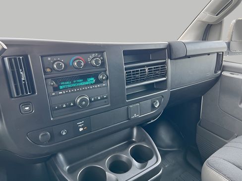 Used 2024 Chevrolet Express 2500 w/ Driver Convenience Package image 10