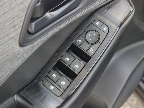 Used 2023 Nissan Rogue S AWD/4WD image 13
