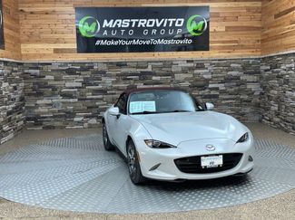Used 2018 MAZDA MX-5 Miata Grand Touring video 2