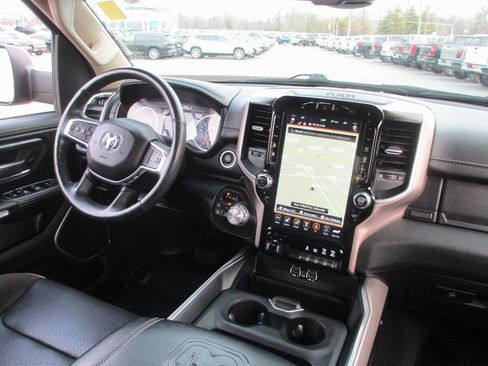 Used 2020 RAM 1500 Laramie image 24