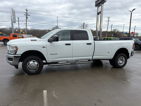 Used 2024 RAM 3500 Big Horn image 2