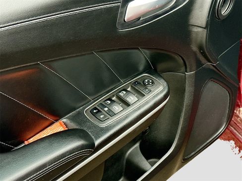 Used 2022 Dodge Charger Scat Pack w/ Plus Group image 17