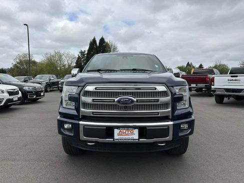 Used 2016 Ford F150 Platinum w/ Equipment Group 701A Luxury AWD/4WD image 3
