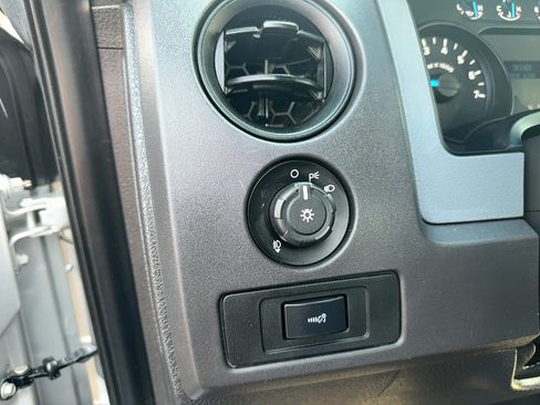Used 2013 Ford F150 STX w/ Mid Equipment Group AWD/4WD image 19