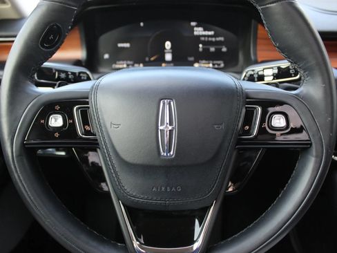 Used 2020 Lincoln Aviator Reserve w/ Equipment Group 201A RWD image 15