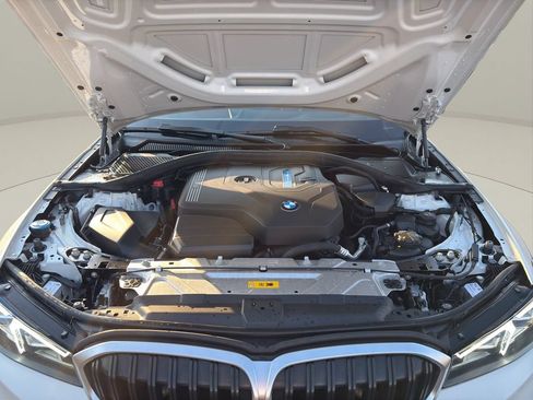 Used 2023 BMW 330e xDrive w/ Premium Package AWD/4WD image 22