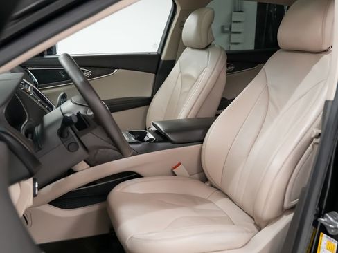 Used 2016 Lincoln MKX Reserve w/ Climate Package image 5