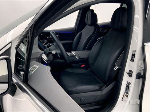 Certified 2023 Mercedes-Benz EQS 580 4MATIC SUV image 22