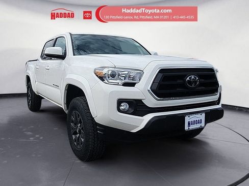 Used 2023 Toyota Tacoma SR5 AWD/4WD image 7