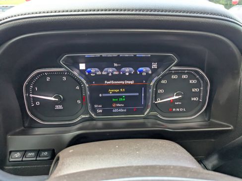 Used 2021 GMC Sierra 2500 Denali w/ Denali Black Diamond Edition AWD/4WD image 16