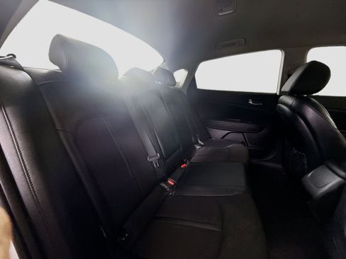 Used 2018 Kia Optima S image 24
