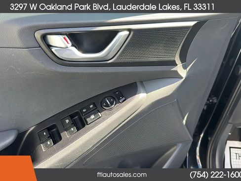 Used 2017 Hyundai Ioniq SEL w/ Tech Package 02 image 19