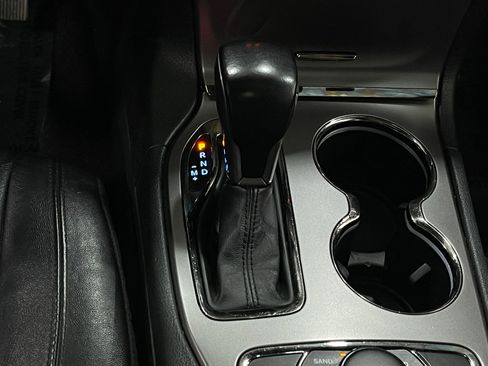 Used 2020 Jeep Grand Cherokee Limited X image 29