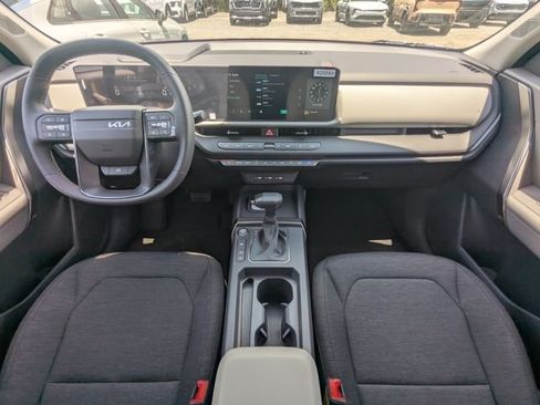 New 2027 Kia Seltos S FWD image 16
