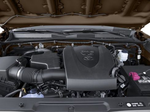 Used 2016 Toyota Tacoma SR5 w/ SR5 Appearance Package (SN) image 13