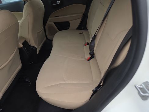 Used 2018 Jeep Compass Sport image 12