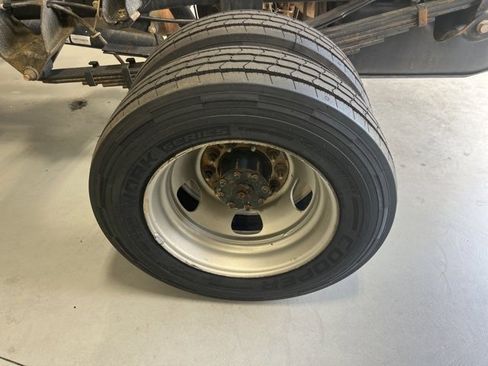 Used 2022 RAM 5500 Tradesman w/ Chrome Appearance Group image 27