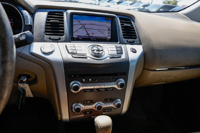 Used 2012 Nissan Murano LE w/ Platinum Pkg FWD image 12