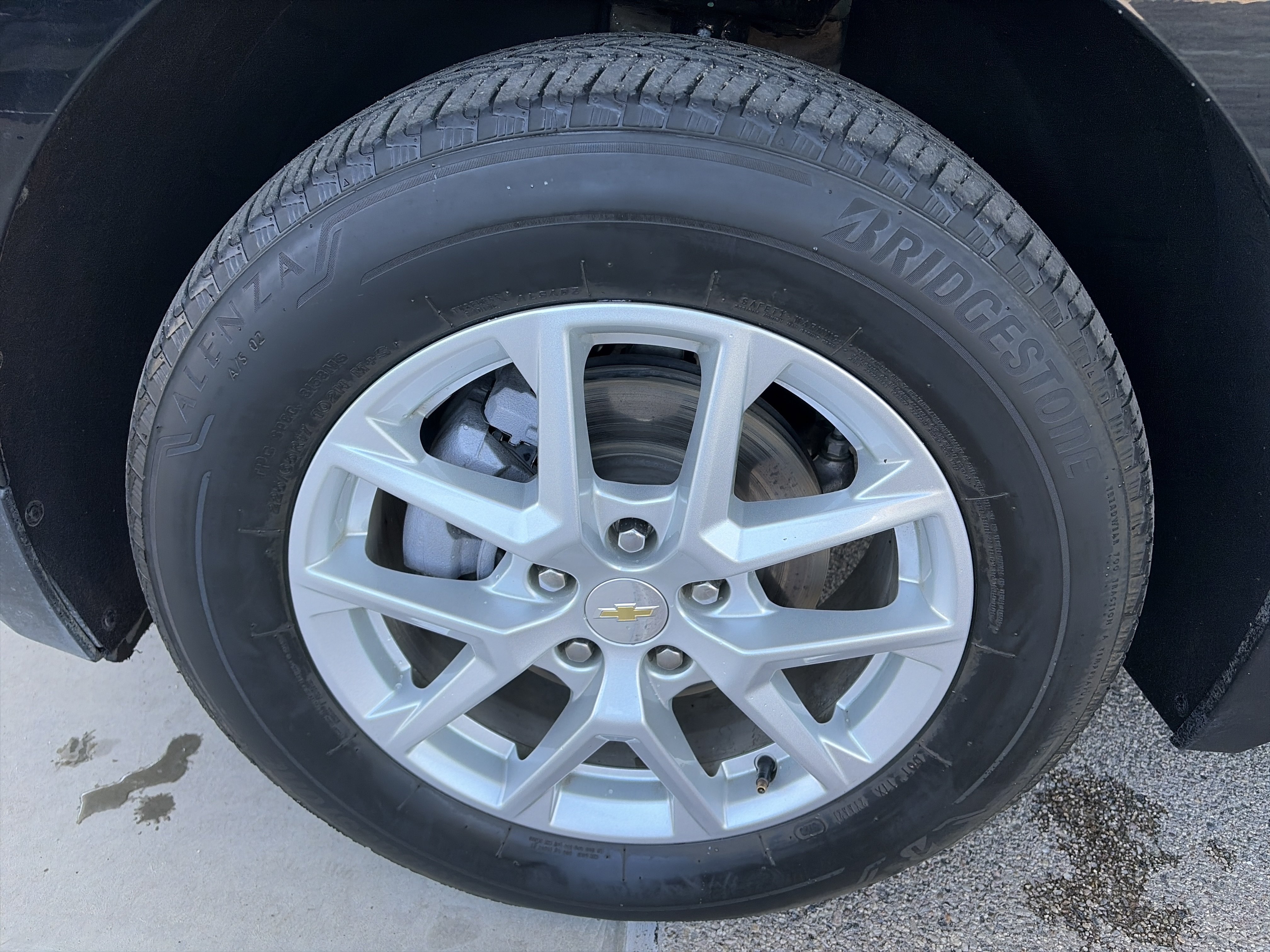 Used 2024 Chevrolet Equinox LT AWD/4WD image 7