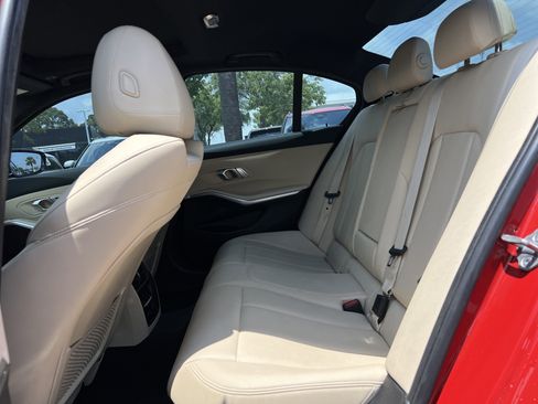 Used 2019 BMW 330i xDrive Sedan w/ Convenience Package AWD/4WD image 31