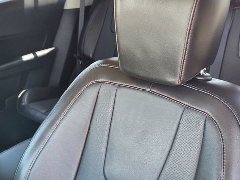 Used 2017 Chevrolet Equinox Premier w/ Enhanced Convenience Package AWD/4WD image 14