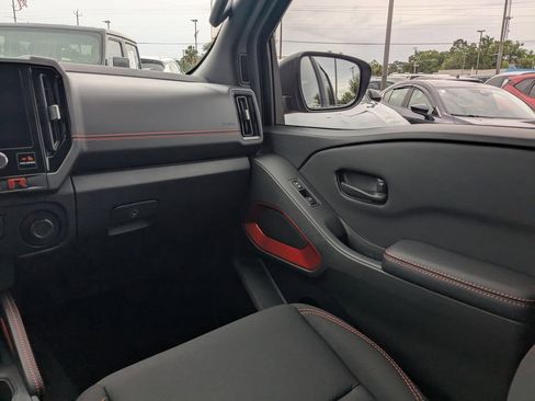 Used 2026 Nissan Frontier PRO-4X w/ Tow Package image 18