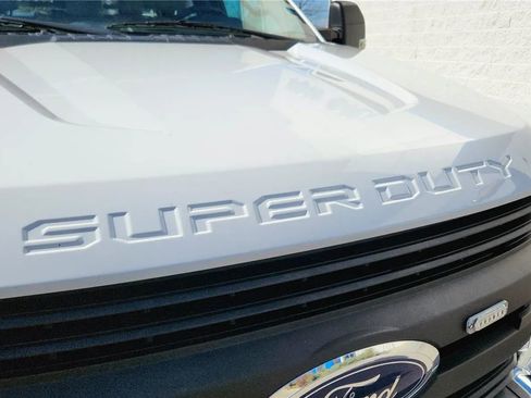 Used 2019 Ford F350 XL w/ Power Equipment Group RWD image 19