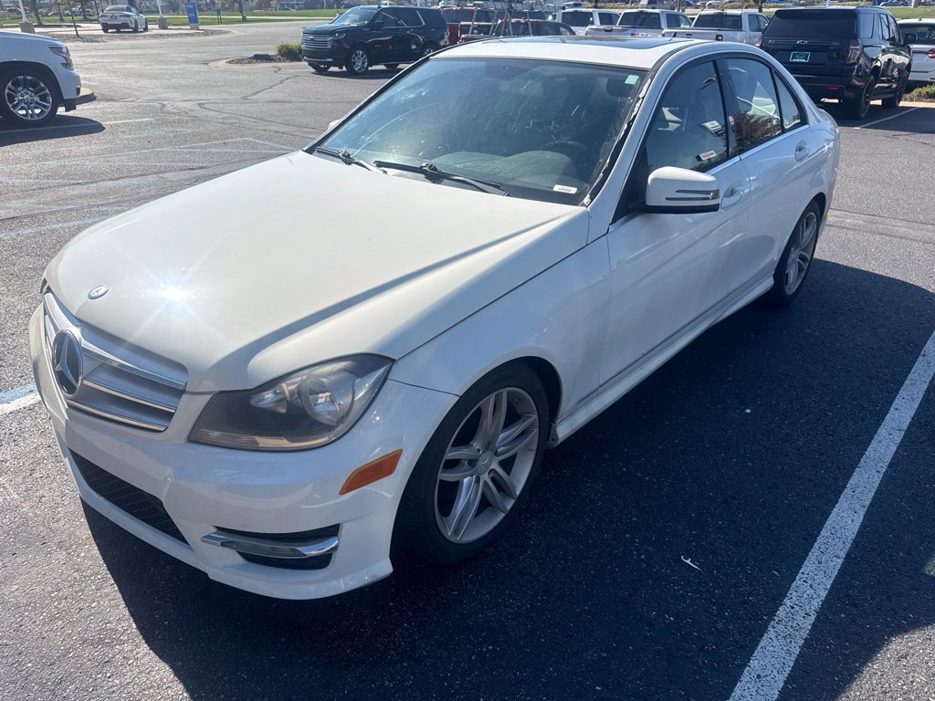 Used 2012 Mercedes-Benz C 300 4MATIC Sedan image 3
