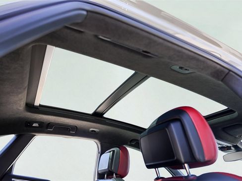 Used 2022 Porsche Macan GTS image 37