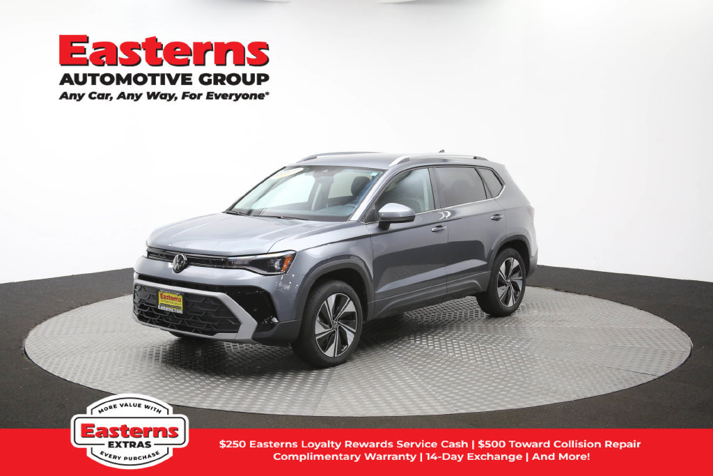 Used 2025 Volkswagen Taos SE AWD/4WD image 55