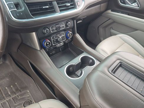 Used 2022 Chevrolet Tahoe Z71 w/ Luxury Package image 25