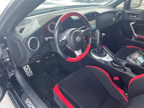 Used 2019 Toyota 86 image 13