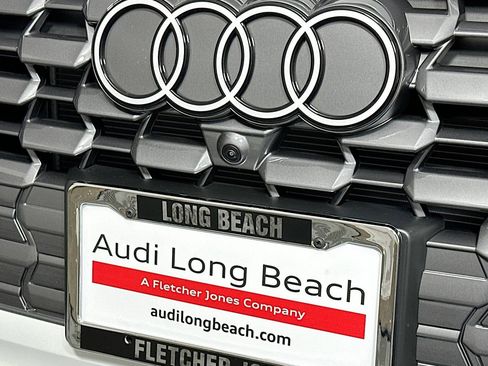Used 2025 Audi Q5 Premium w/ Convenience Package AWD/4WD image 15