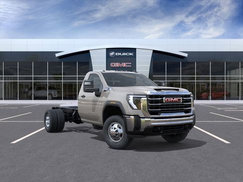 New 2026 GMC Sierra 3500 Pro w/ Convenience Package AWD/4WD image 28
