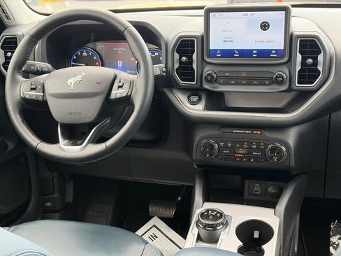 Used 2023 Ford Bronco Sport Outer Banks w/ Tech Package AWD/4WD image 14